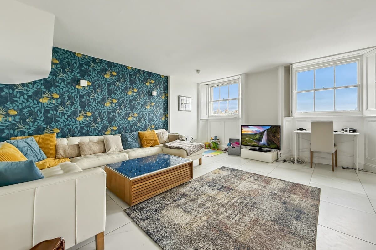 Relaxing 3BR Penthouse w/ private Rooftop