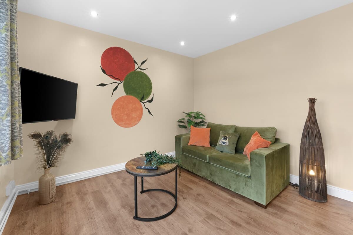 Cosy 1BR in Waltham Cross with Washer - Sleeps 4