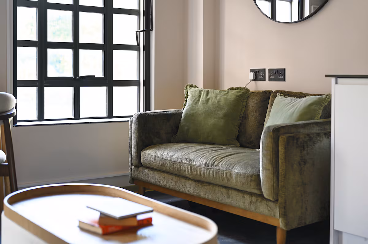 Central Luxury Studio