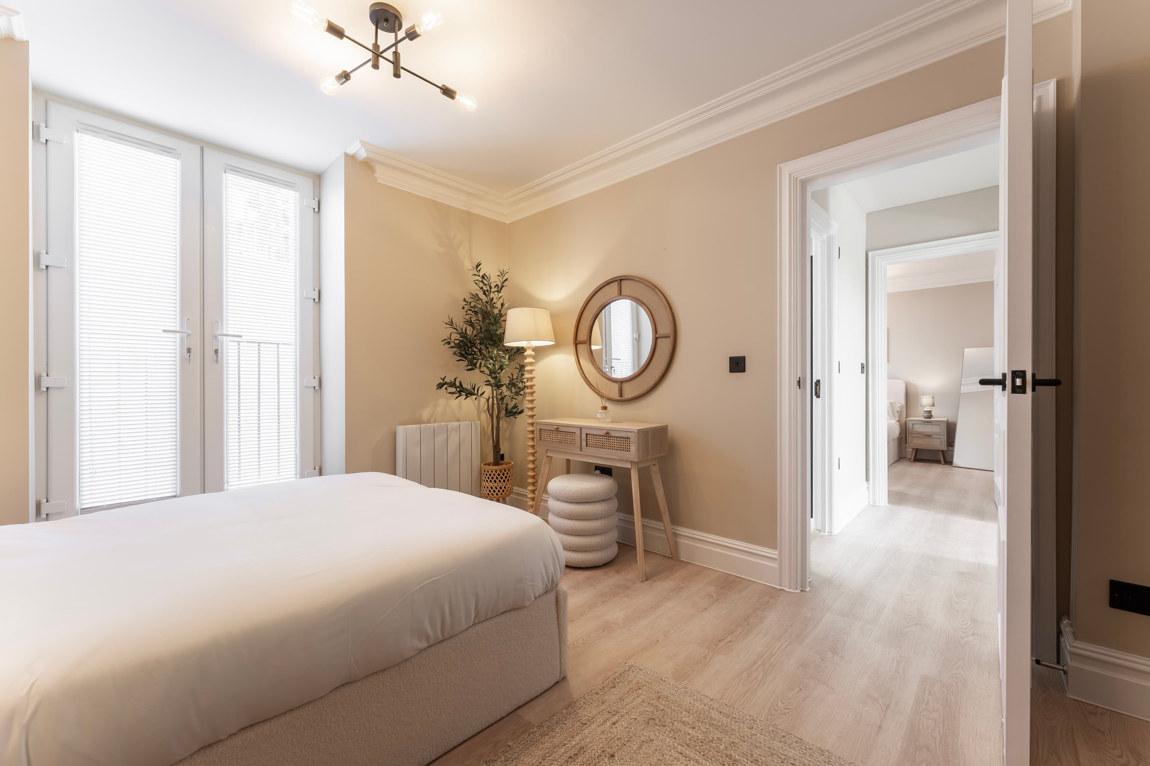 23 Albion Place — 2-Bed Ground-Floor Apartment, Ramsgate